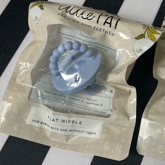 Ryan and rose flat pats - Picture 2 of 5